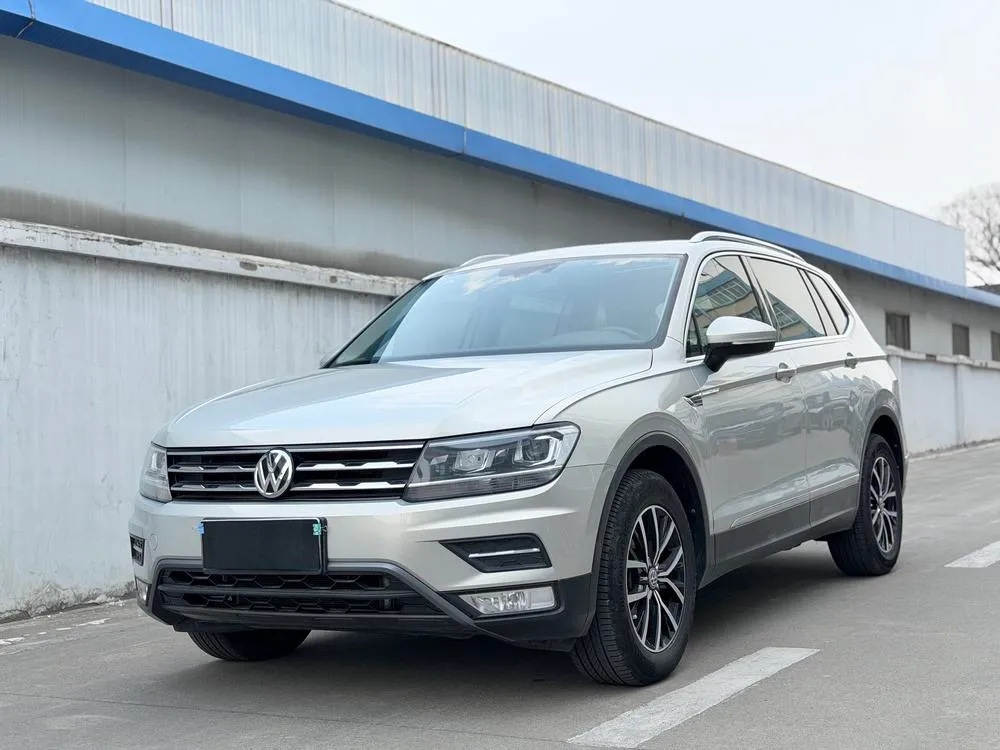 Volkswagen Tiguan L, 2017