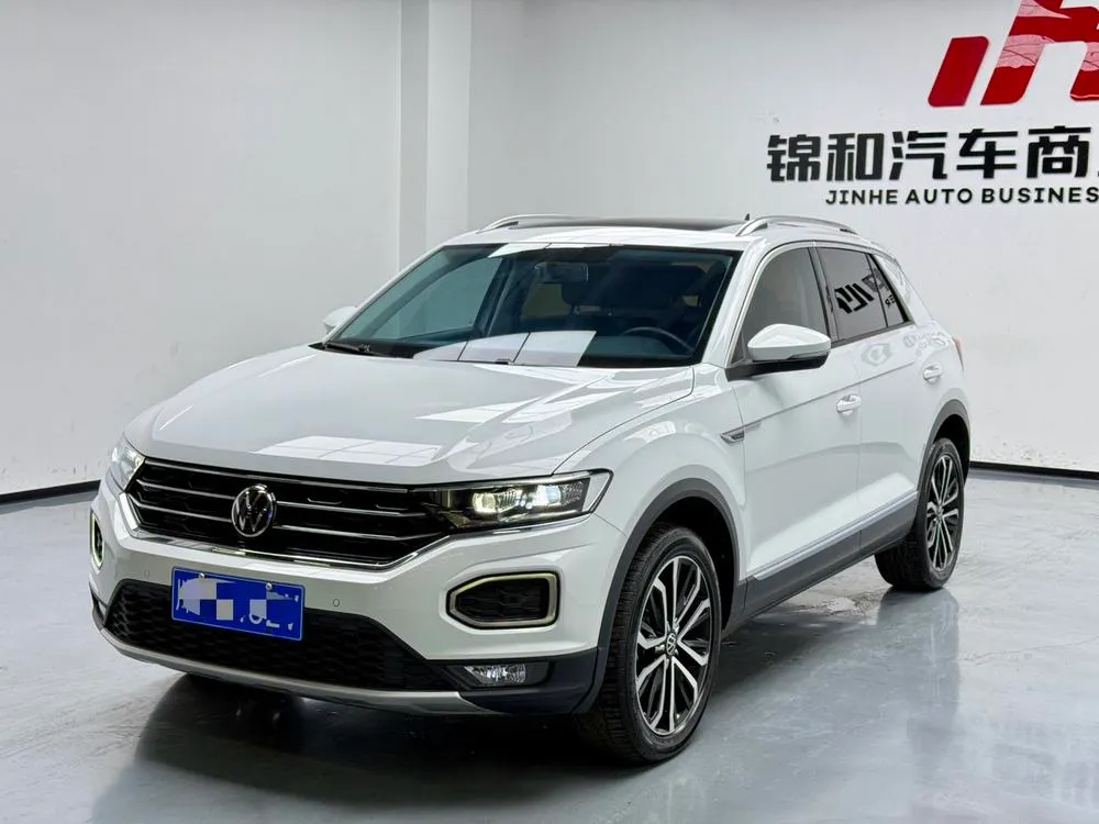 Volkswagen T-Roc 280TSI DSG 2WD PLUS, 2022 — фото 1