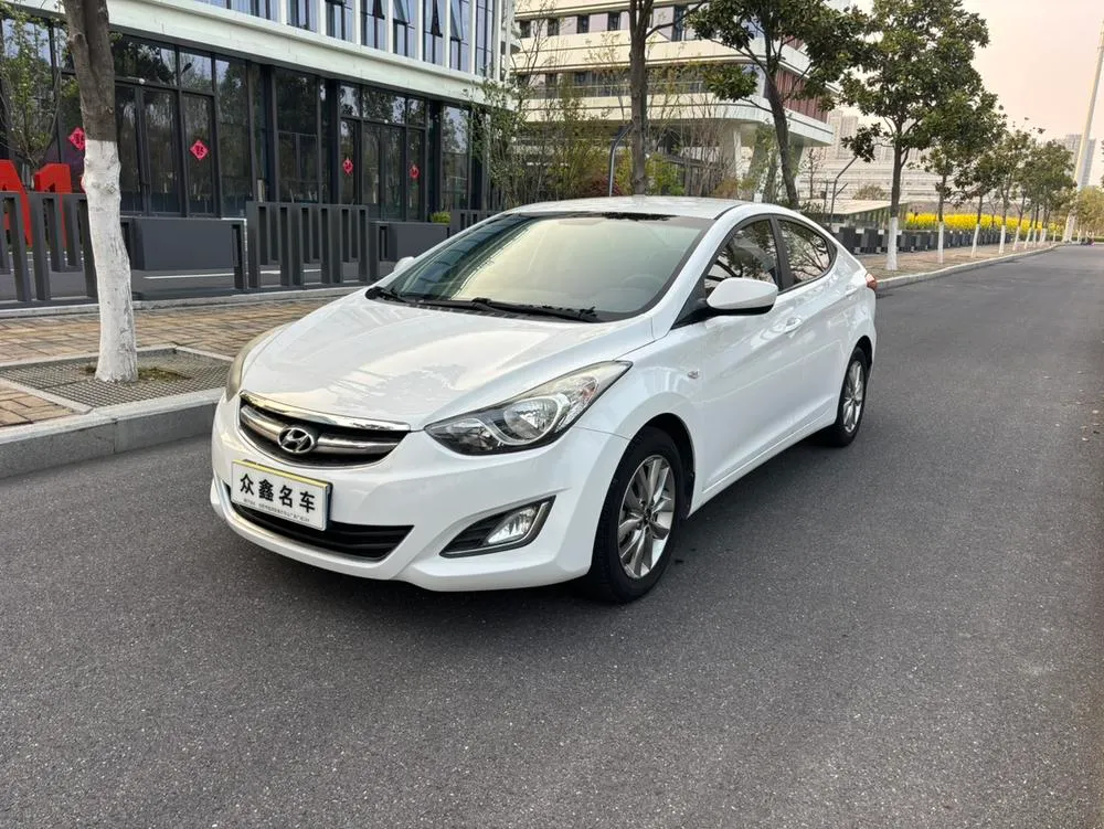 Hyundai Elantra Langdong 1.6L Auto Smart Version, 2016 — фото 1
