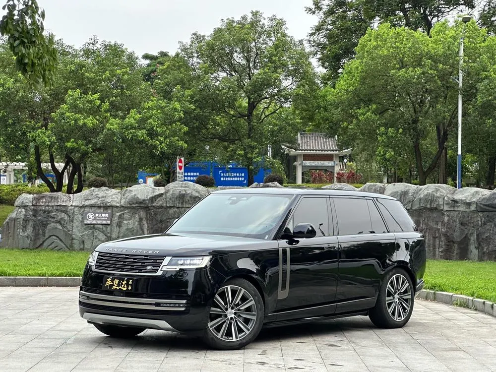 Land Rover Range Rover 3.0 L6 400PS Extended Edition, 2025 — фото 1