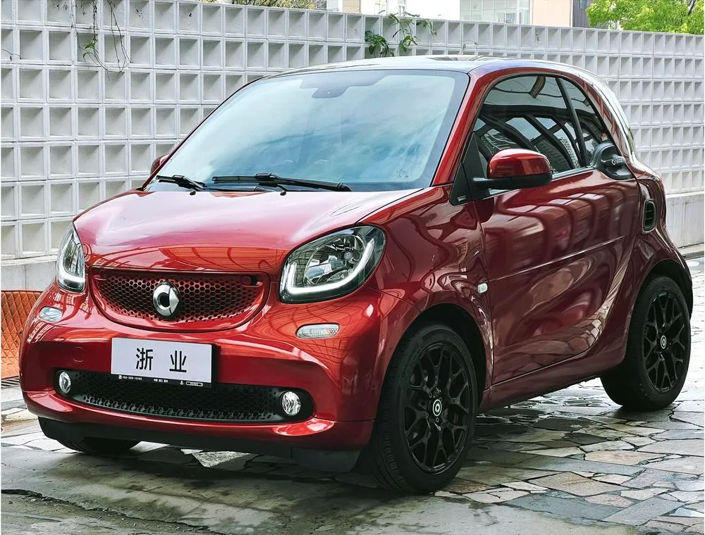 Смарт fortwo 1.0L 52 20 Special Edition CN5, 2018 — фото 1