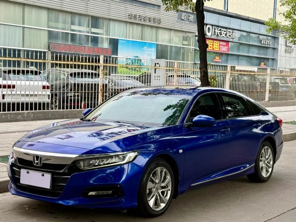 Honda Accord 230TURBO Comfort Edition CN5, 2018 — фото 1