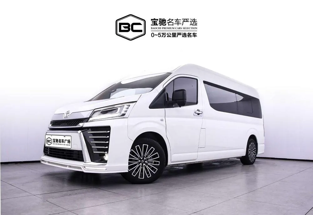 Тойота Hiace 3.5L Auto RWD 7 Seater Parallel Import, 2023 — фото 1