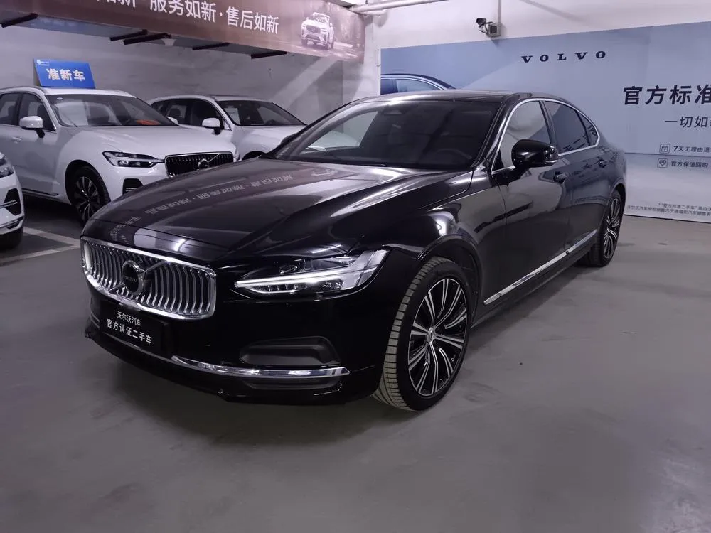 Volvo S90 B5 Luxury Edition, 2025 — фото 1