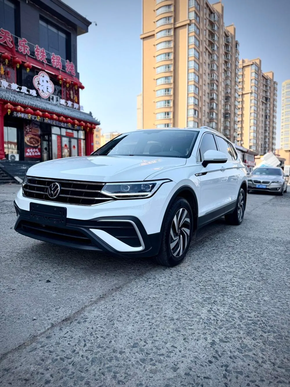 Volkswagen Tiguan L, 2023