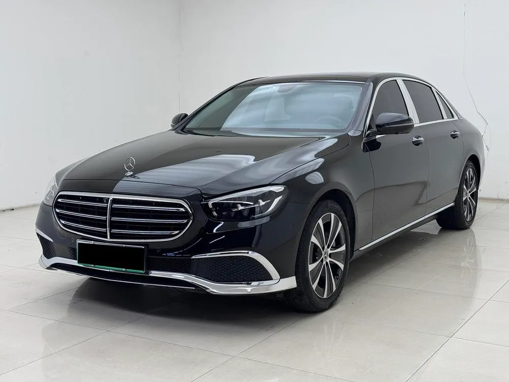 Mercedes-Benz E-Class PHEV E 350 e L, 2023 — фото 1