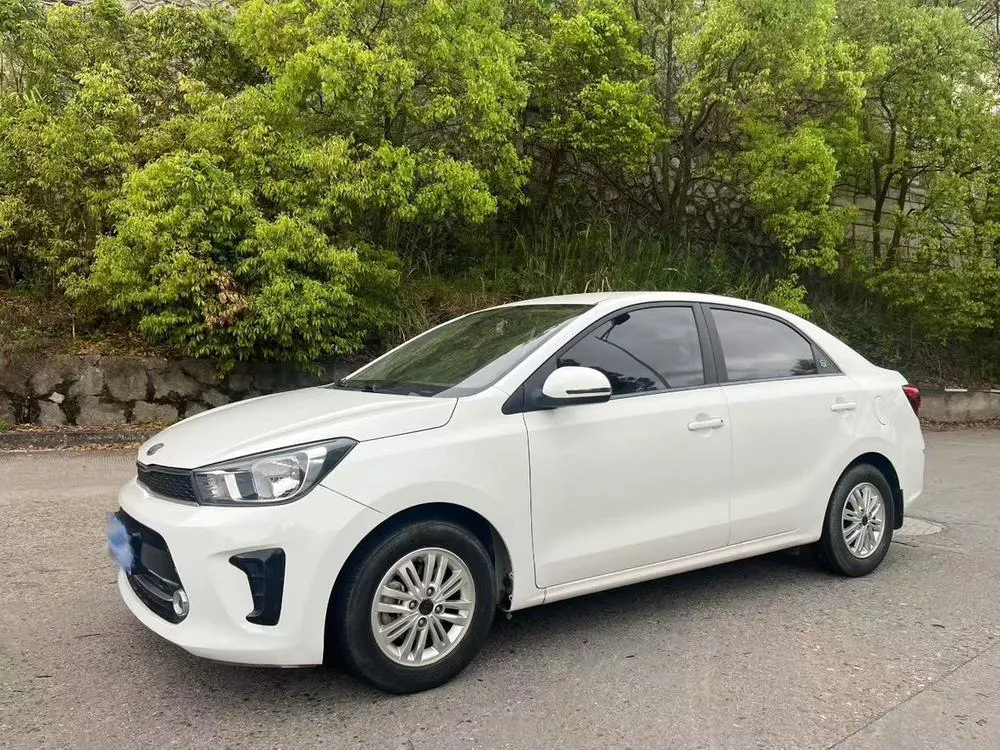 Киа Huanchi 1.4L Manual Smart Edition Value, 2017 — фото 1