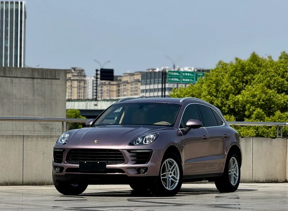 Porsche Macan, 2014