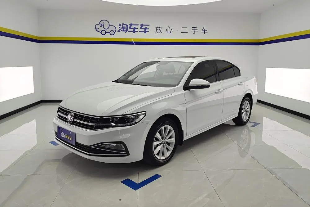 Volkswagen Bora 1.5L Auto Comfort Smart Connected Edition, 2021 — фото 1
