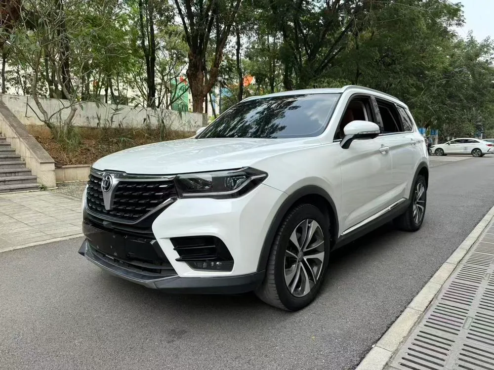 Zhonghua Brilliance V7, 2018