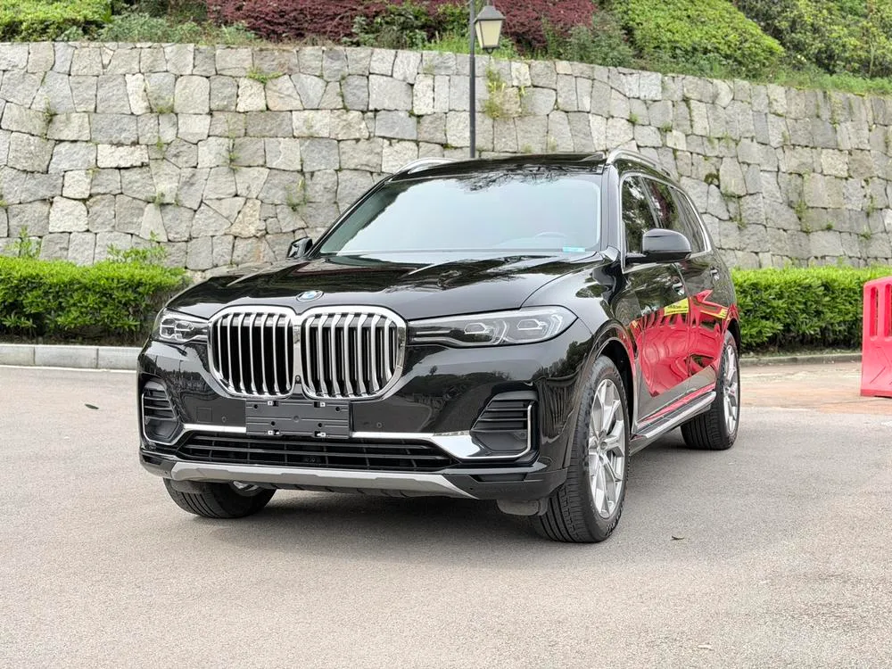 BMW X7, 2021