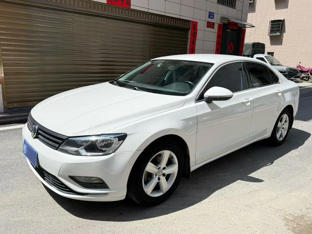 Volkswagen Lamando, 2015
