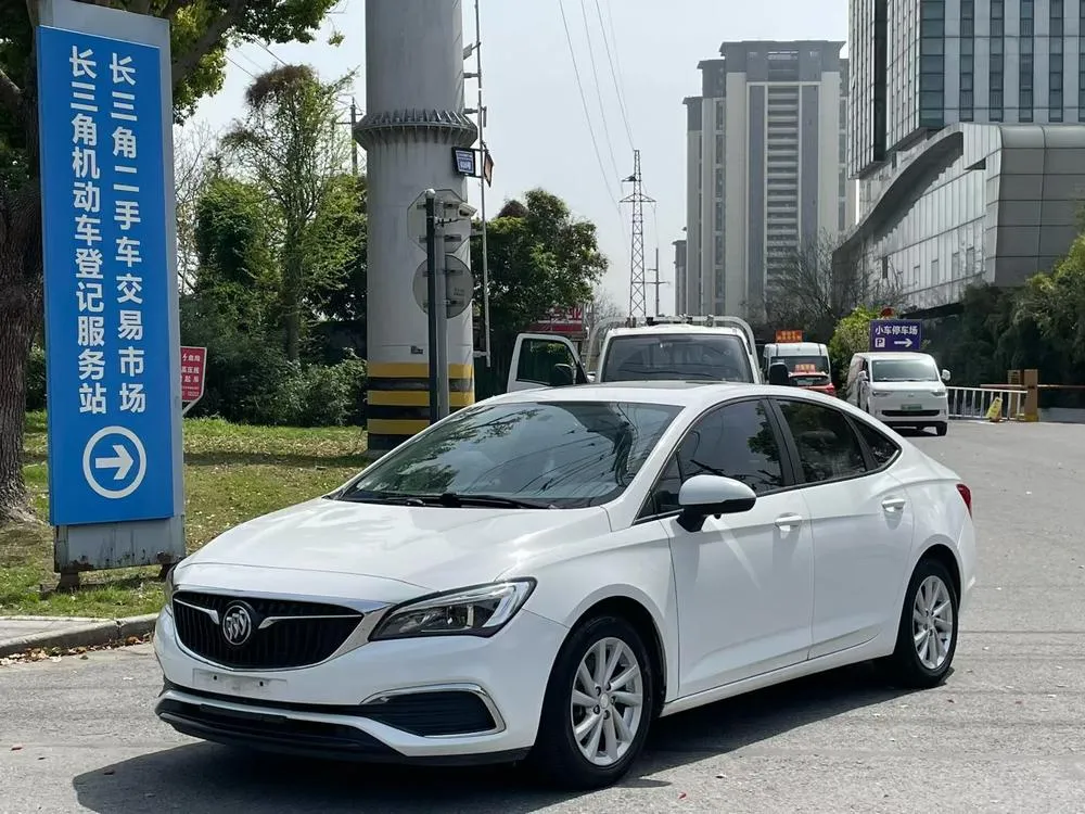 Buick Verano Sedan 15S Auto Leading Version, 2018 — фото 1