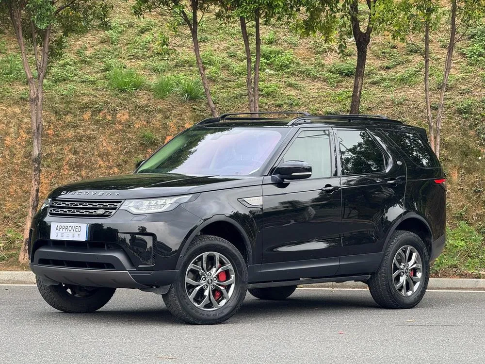 Land Rover Discovery 3.0 V6 SE, 2020 — фото 1