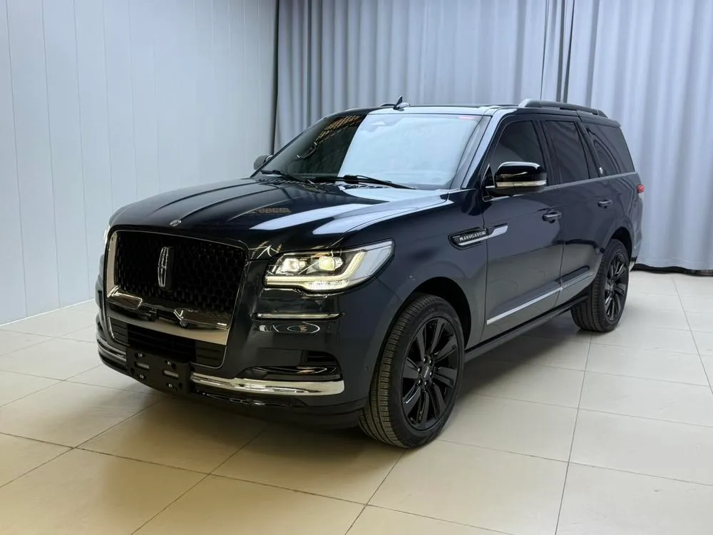 Lincoln Navigator, 2022