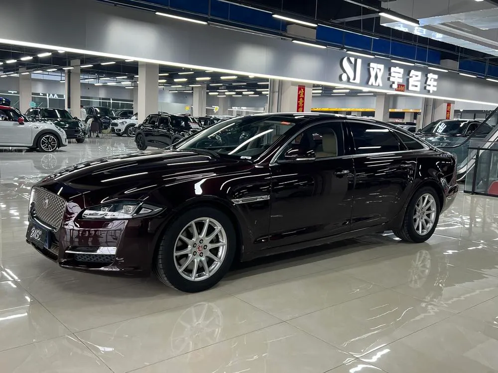 Jaguar XJ XJL 2.0T 2WD Business Edition, 2016 — фото 1