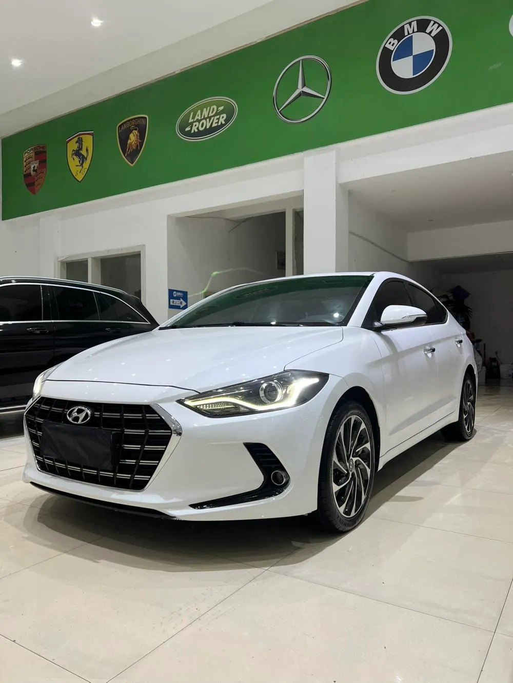 Hyundai Elantra Lingdong 1.5L CVT Stylish · Elite Version, 2019 — фото 1