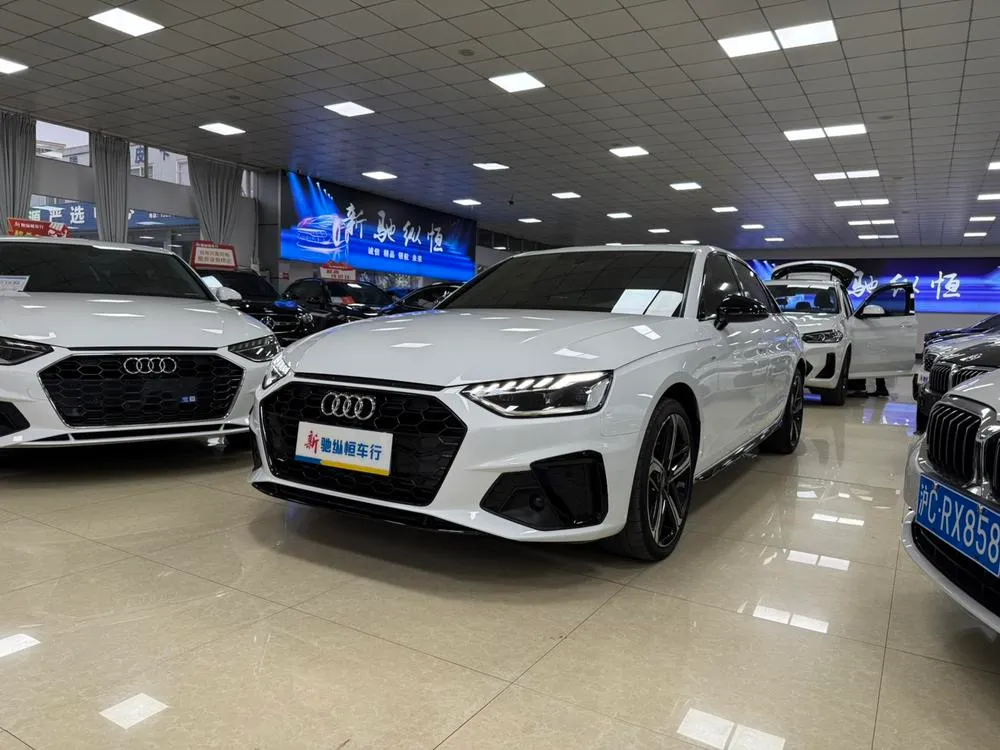 Ауди A4L 40 TFSI Luxury Version, 2024 — фото 1