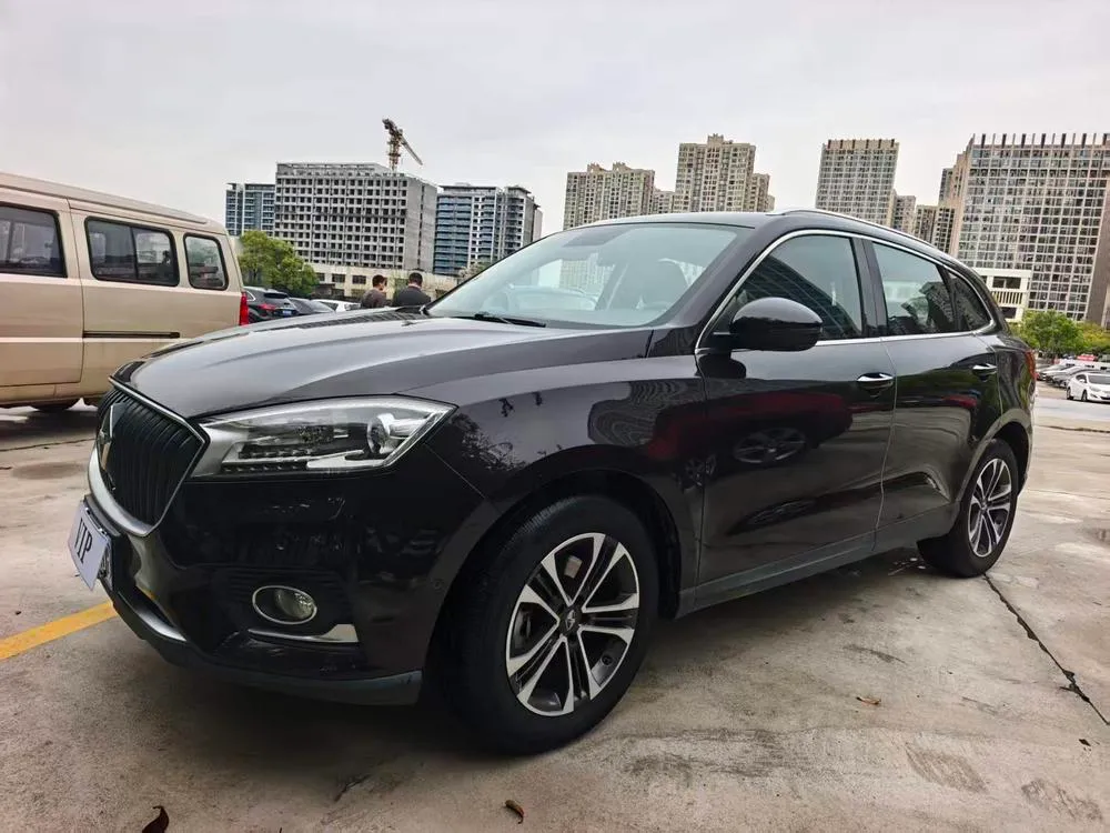 Borgward BX7, 2016