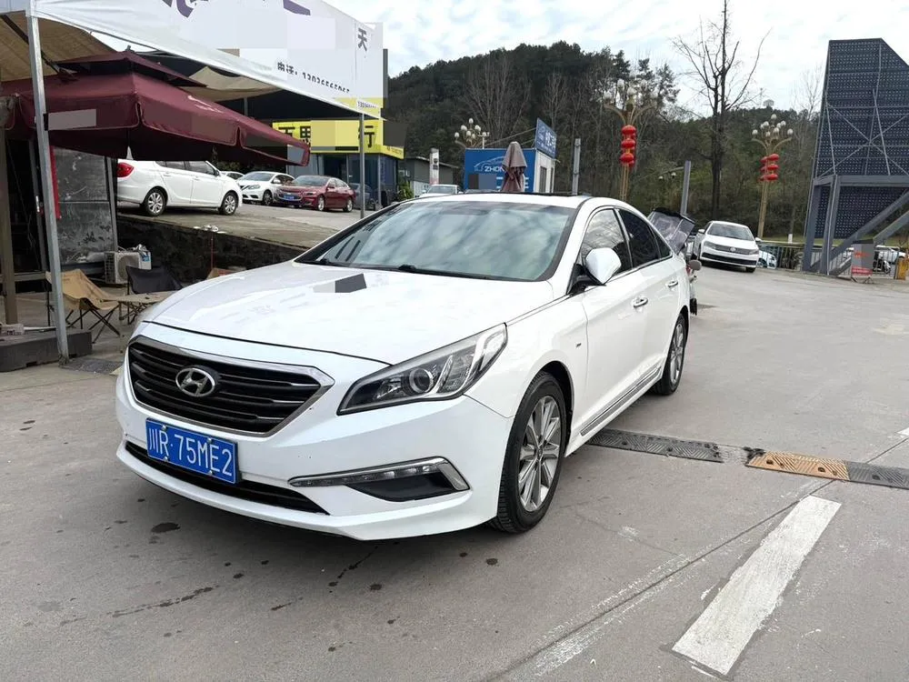 Hyundai Sonata LF 1.6T GLS Smart Version, 2015 — фото 1
