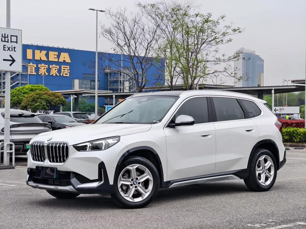 БМВ X1 sDrive20Li X, 2023 — фото 1