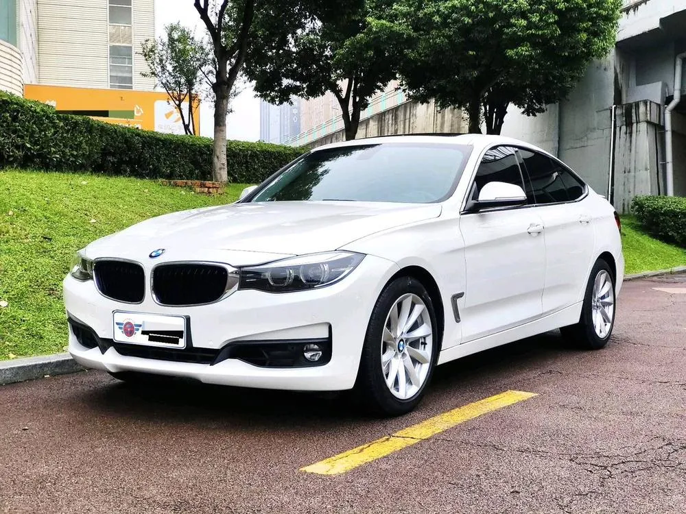 BMW 3-Series GT 320i Fashion Version, 2018 — фото 1