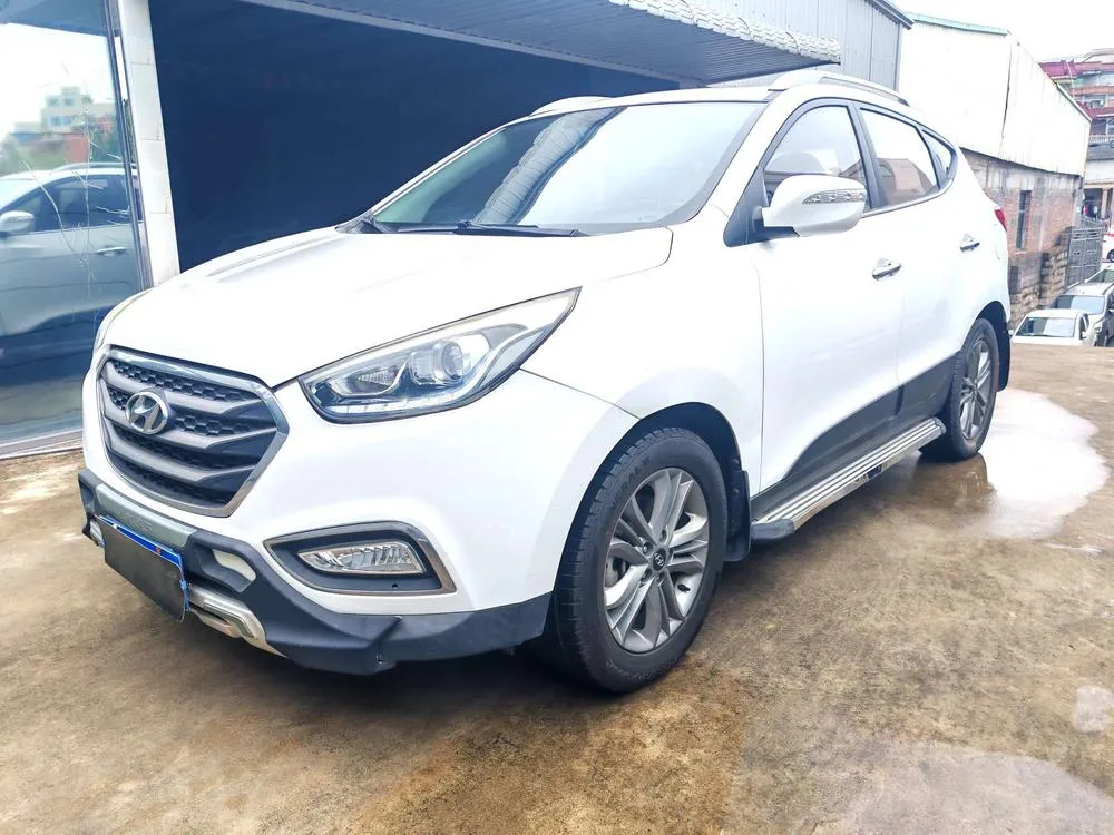 Hyundai ix35 2.0L Auto 2WD Smart Version CN4, 2015 — фото 1