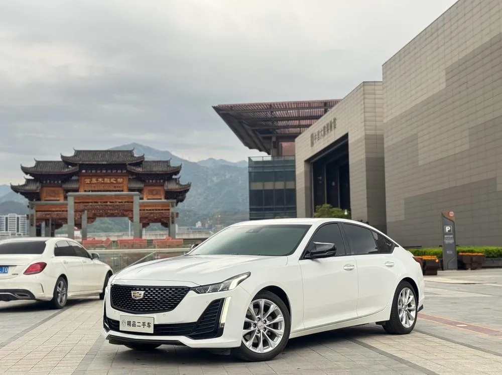 Cadillac CT5 28T Luxury Version Standard Edition, 2022 — фото 1