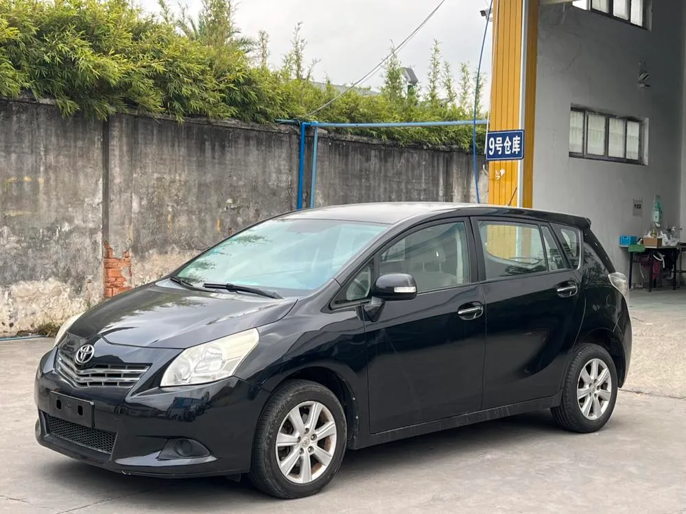 Toyota Yizhi 180V CVT Высшая, 2012 — фото 1