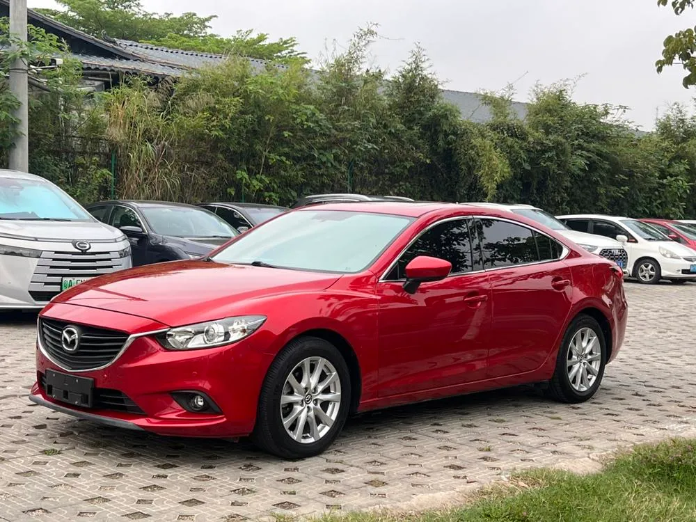 Mazda Atenza 2.0L Blue Luxury Edition, 2015 — фото 1