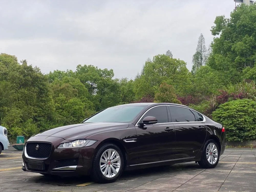 Jaguar XFL 2.0T P200 2WD версия, 2020 — фото 1