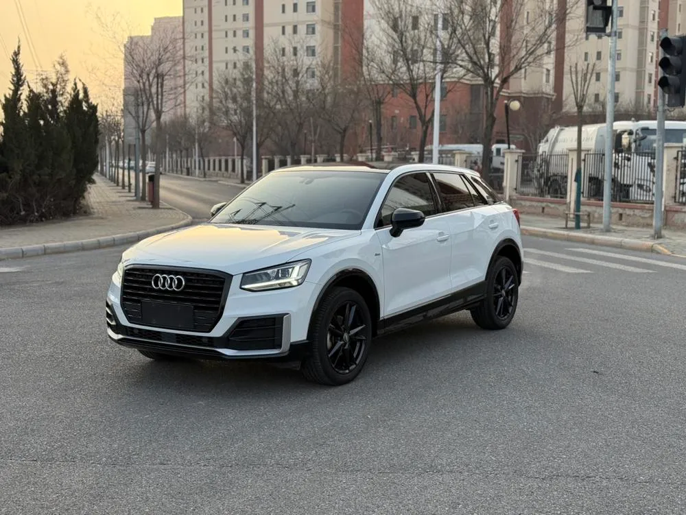 Audi Q2L 35TFSI Fashion Version CN6, 2018 — фото 1