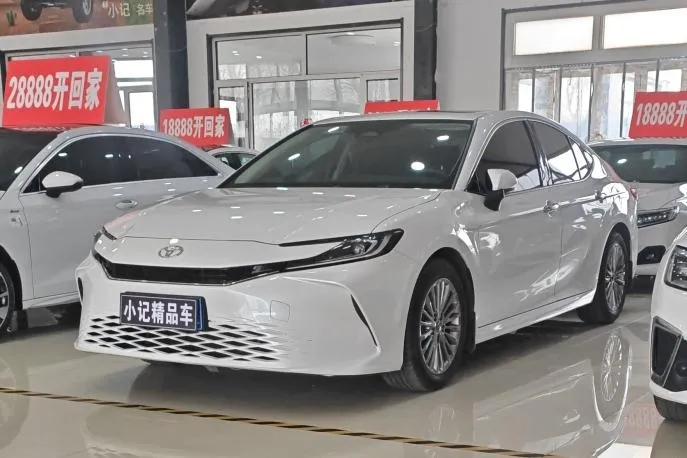 Toyota Camry, 2024