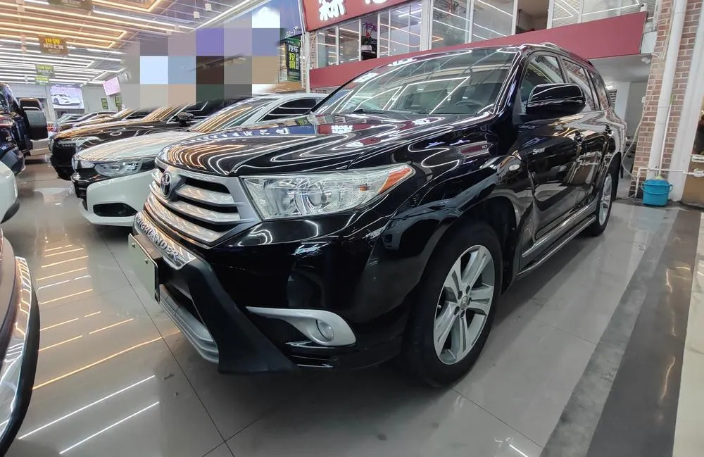 Toyota Highlander 2.7L 2WD 7 Seater Gold Edition, 2013 — фото 1