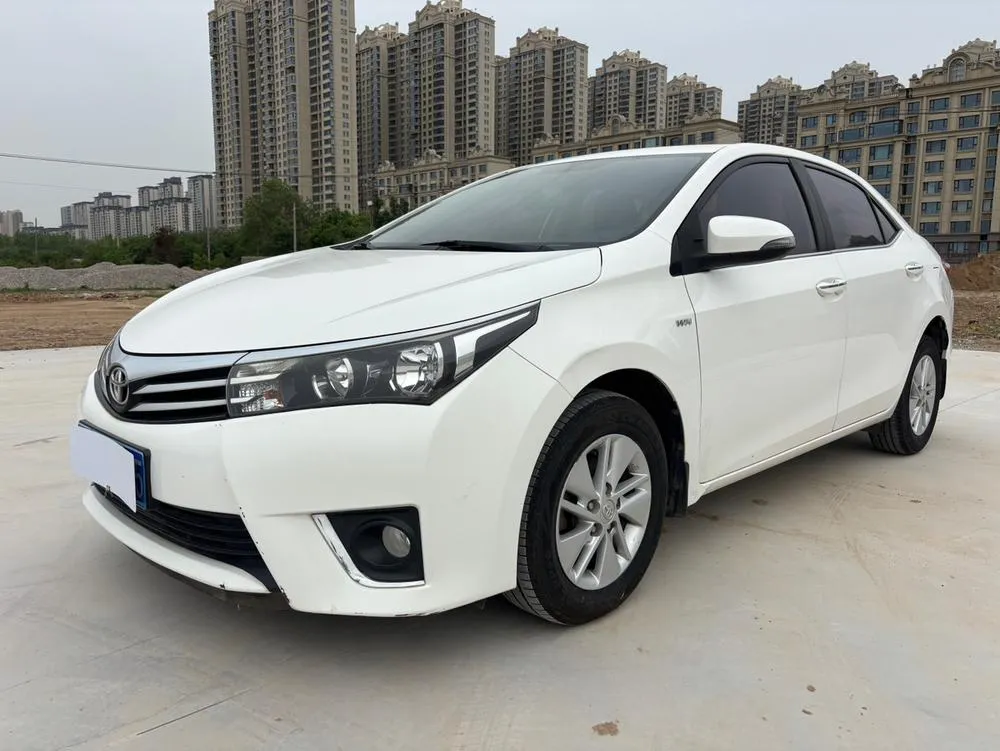 Toyota Corolla 1.6L CVT GL, 2014 — фото 1