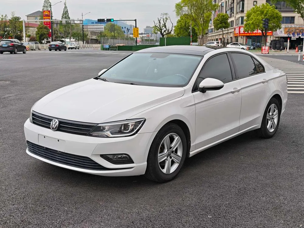 Volkswagen Lamando 230TSI DSG Style Edition, 2017 — фото 1