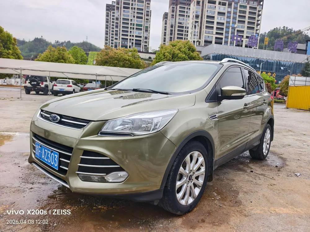 Ford Kuga 1.5L GTDi 2WD Style Version, 2015 — фото 1