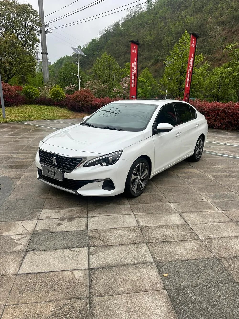 Peugeot 408 360THP Anniversary Edition, 2020 — фото 1