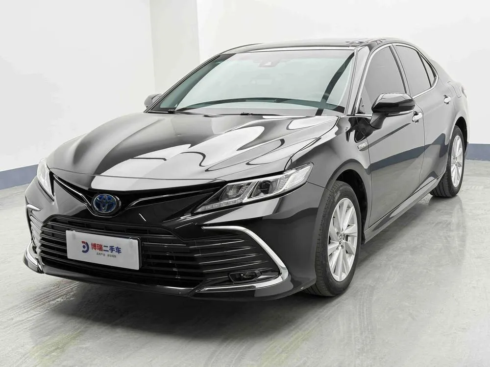 Toyota Camry, 2023