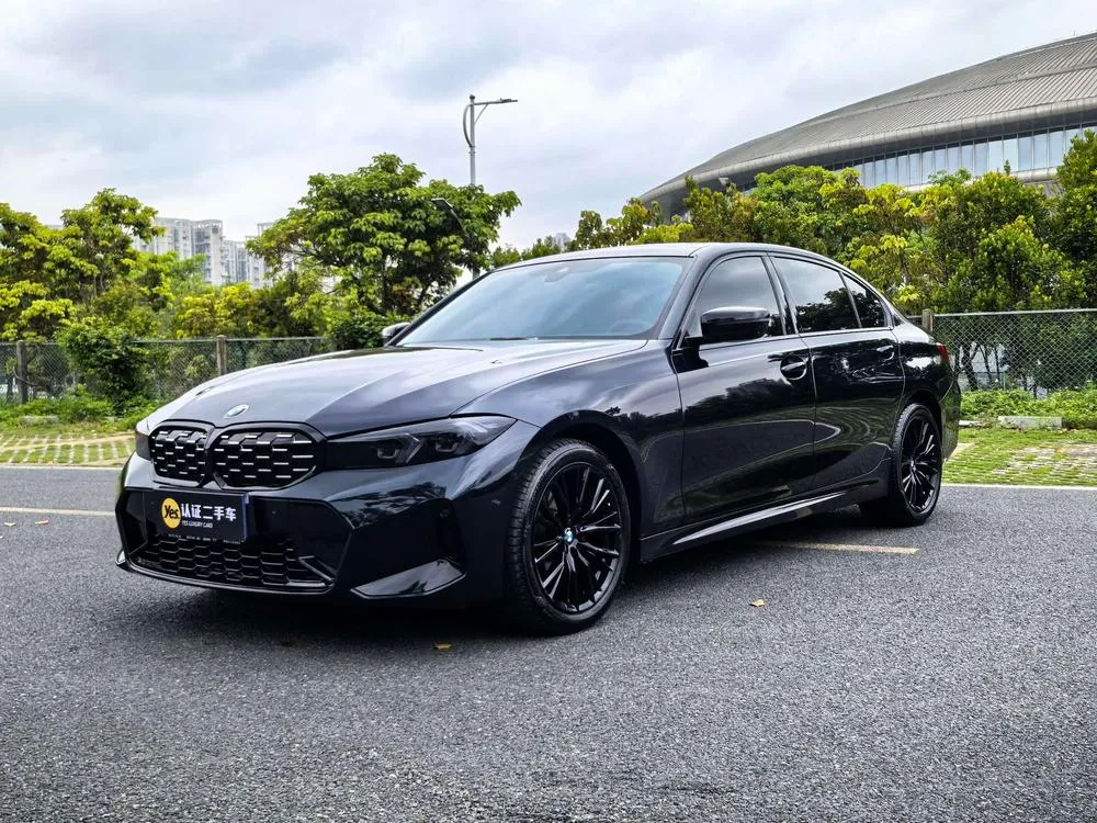 BMW 3-Series, 2023