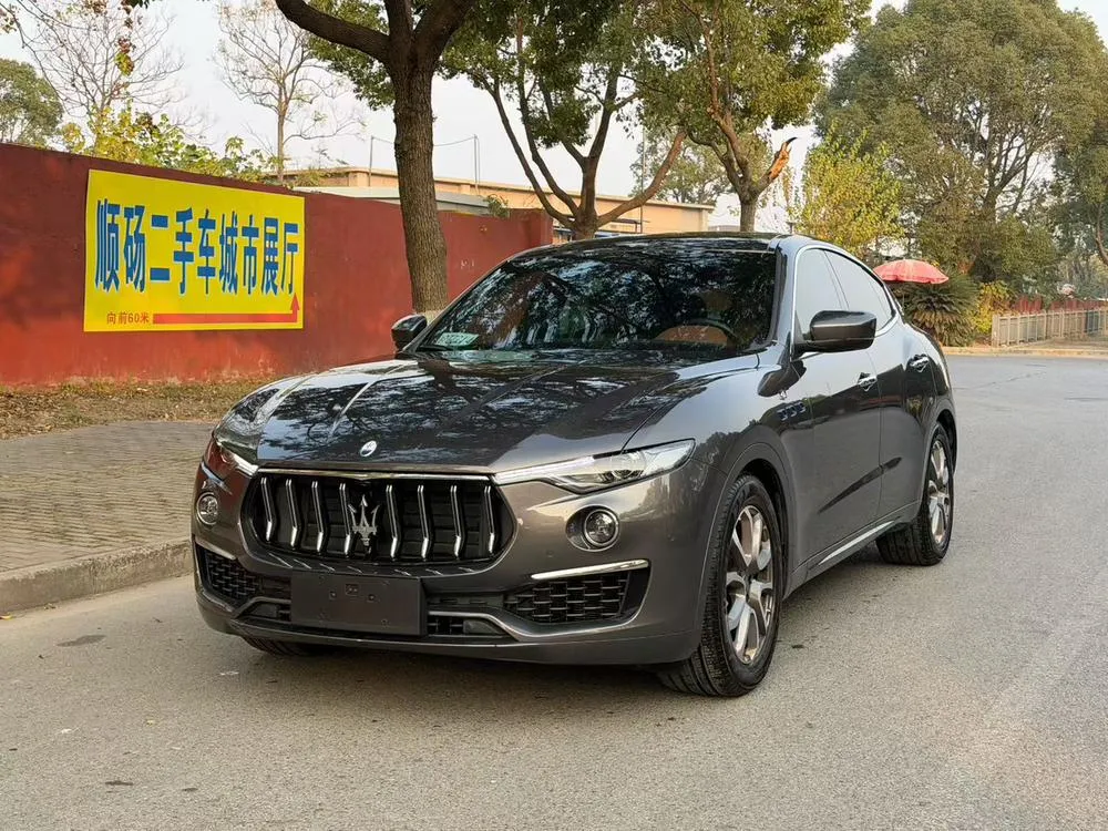 Maserati Levante, 2022