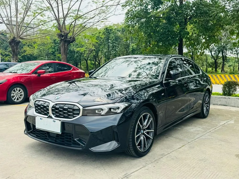BMW 3-Series, 2025