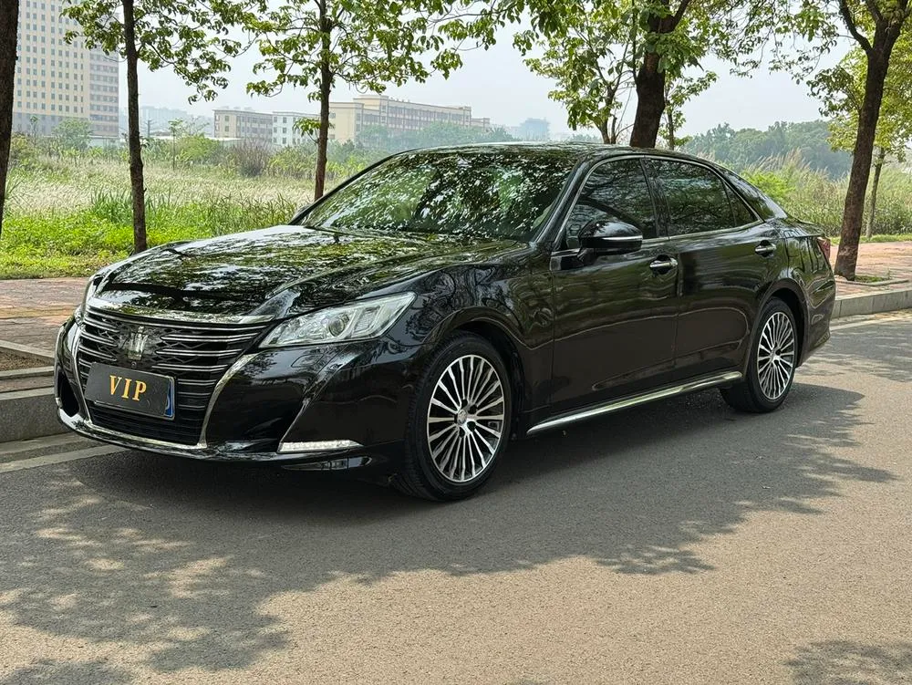 Toyota Crown 2.0T Sport Edition, 2018 — фото 1