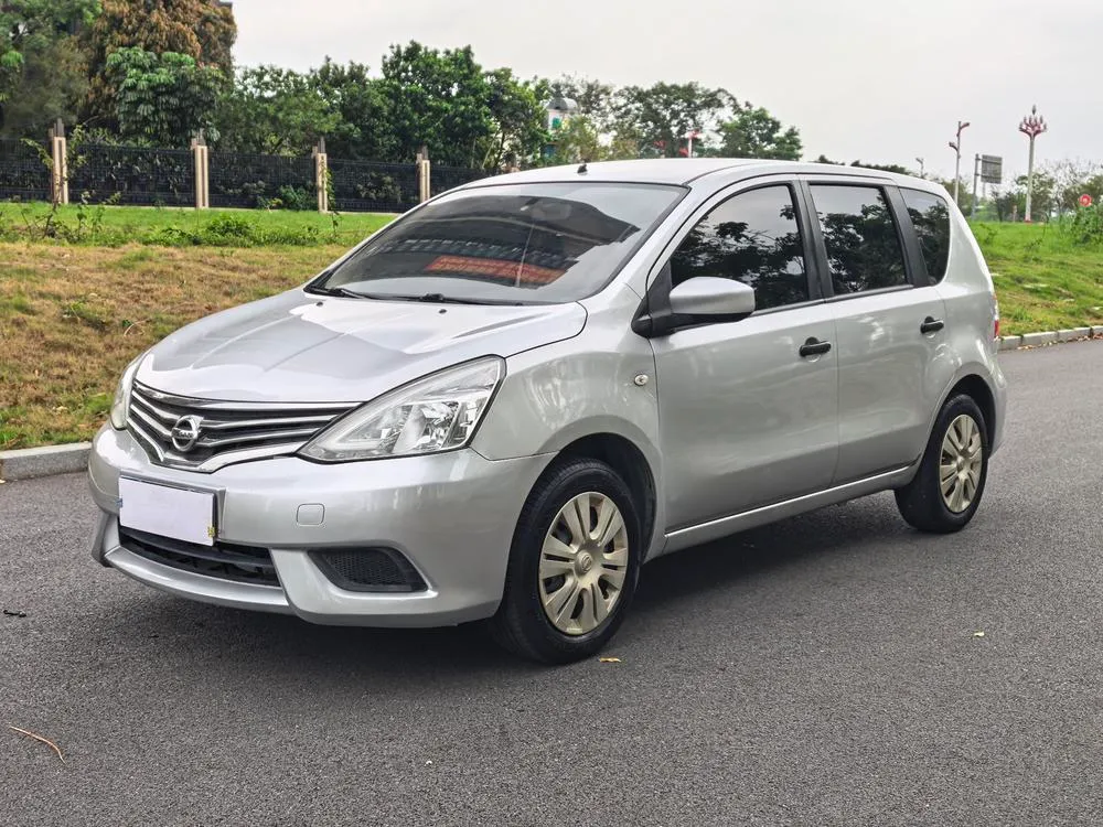 Nissan Livina 1.6XE CVT Comfort Edition, 2015 — фото 1