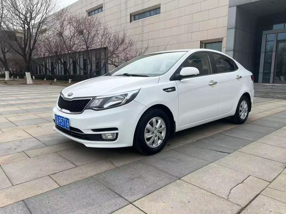 Киа K2 Sedan 1.4L MT TOP, 2015 — фото 1