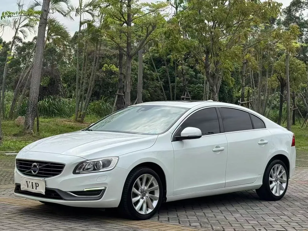 Volvo S60 S60L T4 Edition, 2016 — фото 1