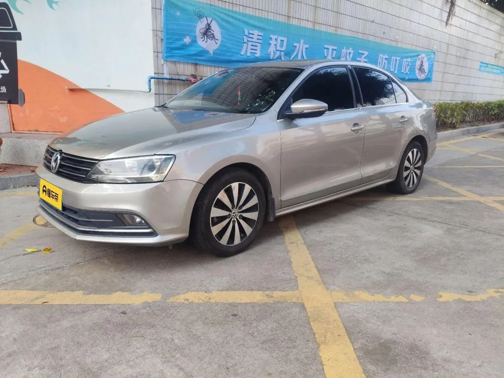 Volkswagen Sagitar 230TSI Auto Comfort Version, 2017 — фото 1