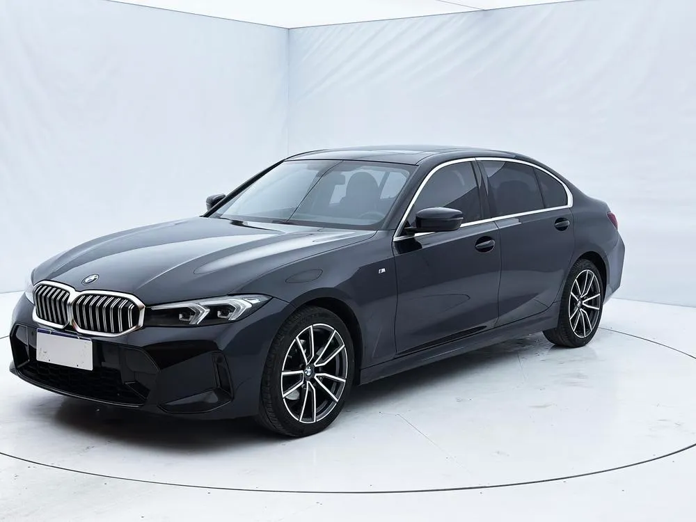 BMW 3-Series, 2023