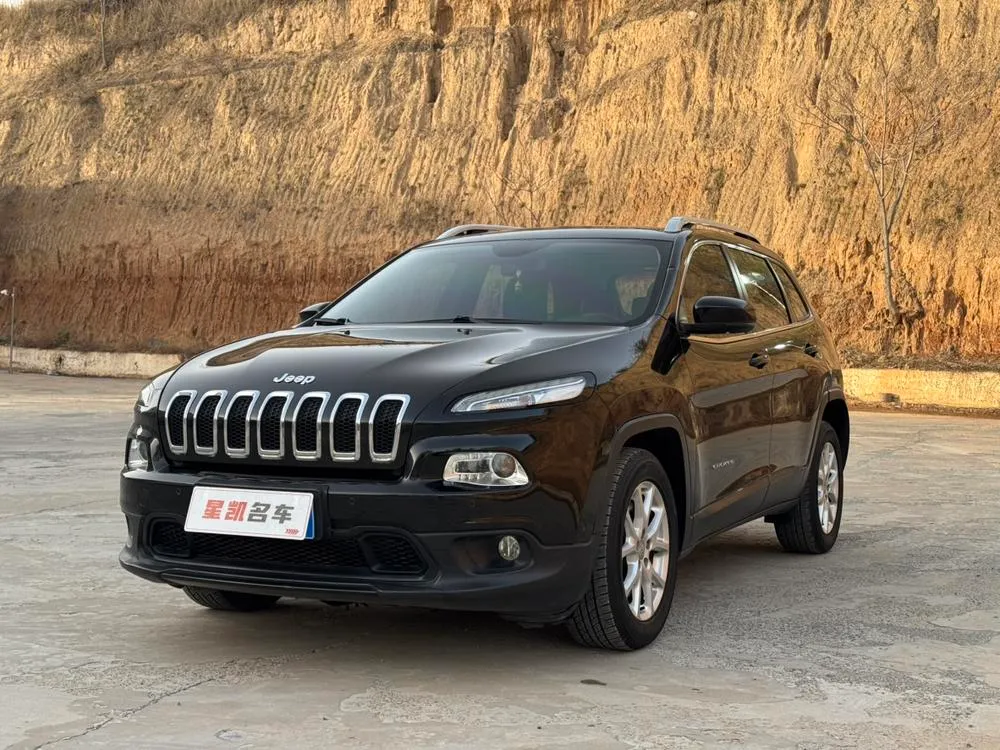 Jeep Cherokee, 2016
