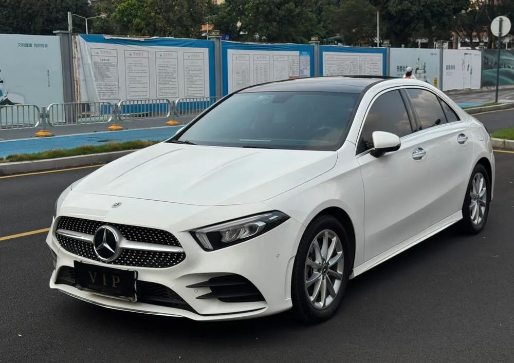 Мерседес-Бенц A-Class A 200 L Sport Fashion Edition, 2022 — фото 1